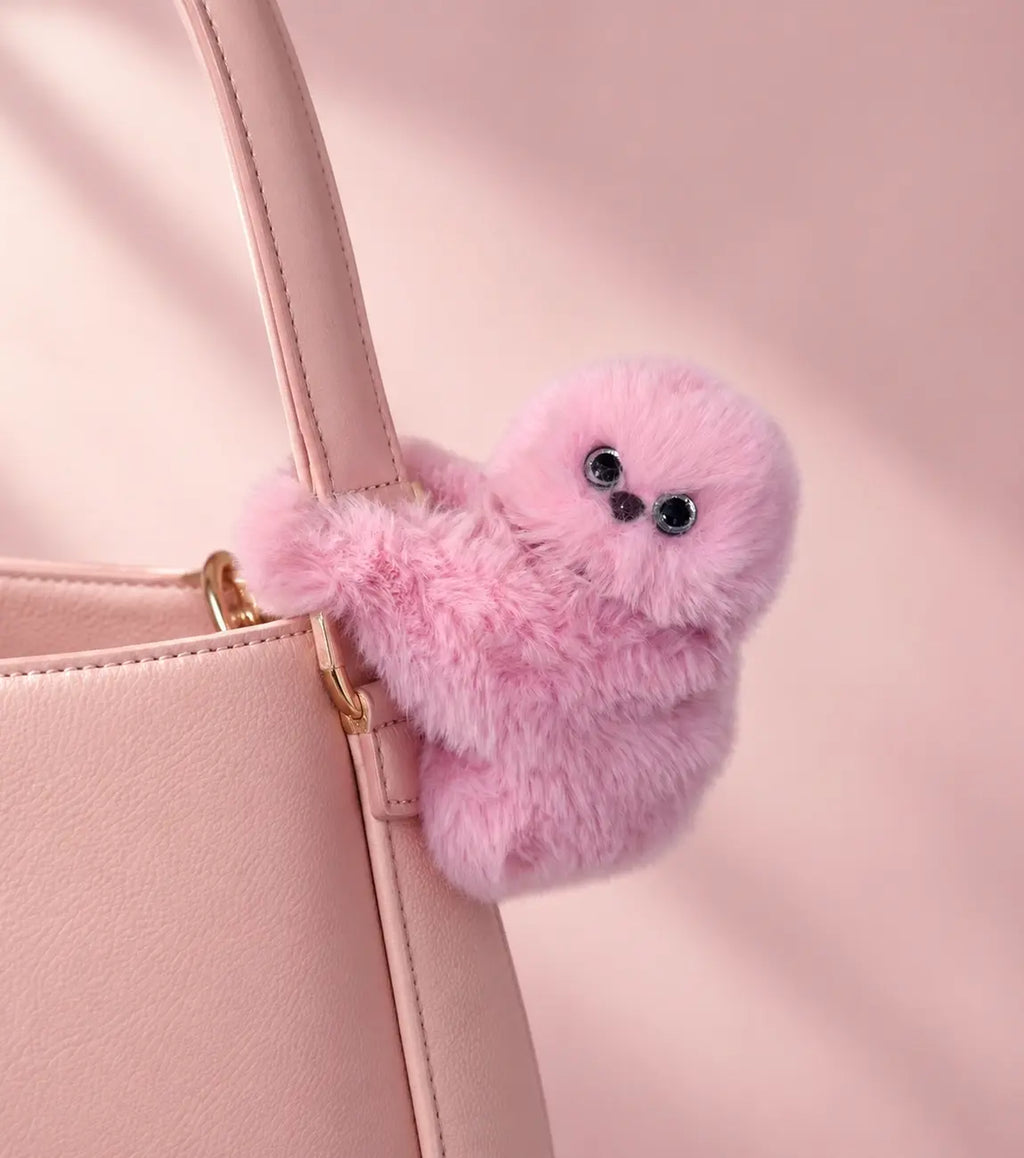 Bolyhi Pinky™ – a vidám, interaktív társ 🩷